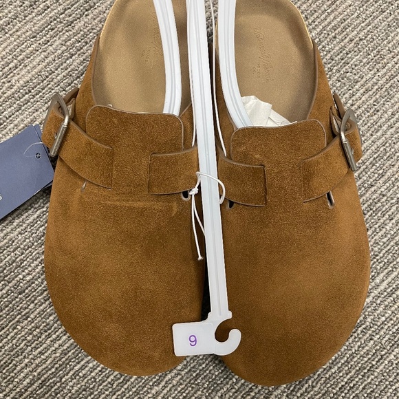 Universal Thread Clog - Size 6 - Picture 1 of 4